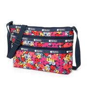 LeSportsac